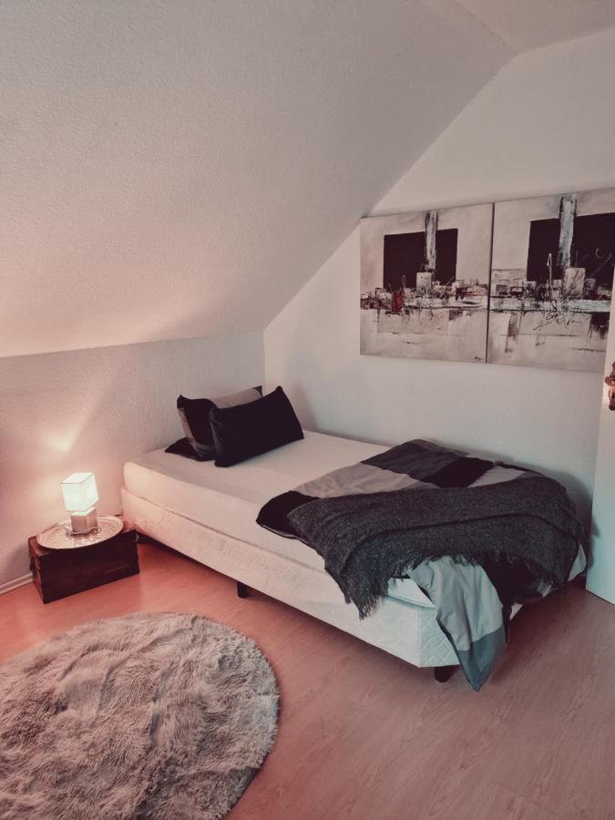 Rosindell Brunnenhaus Apartment Halle  Exterior foto